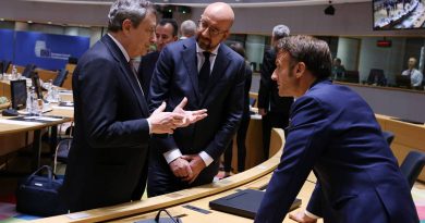 Charles Michel, Mario Draghi, Emmanuel Macron, foto Copyright: European Union